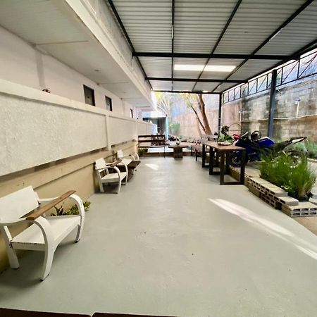Sun Moon Hotel Лоеи Екстериор снимка