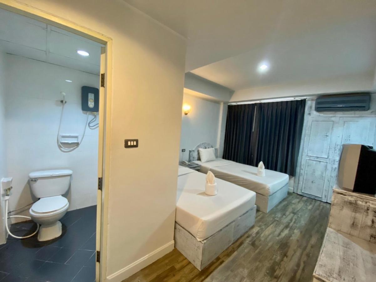 Sun Moon Hotel Лоеи Екстериор снимка